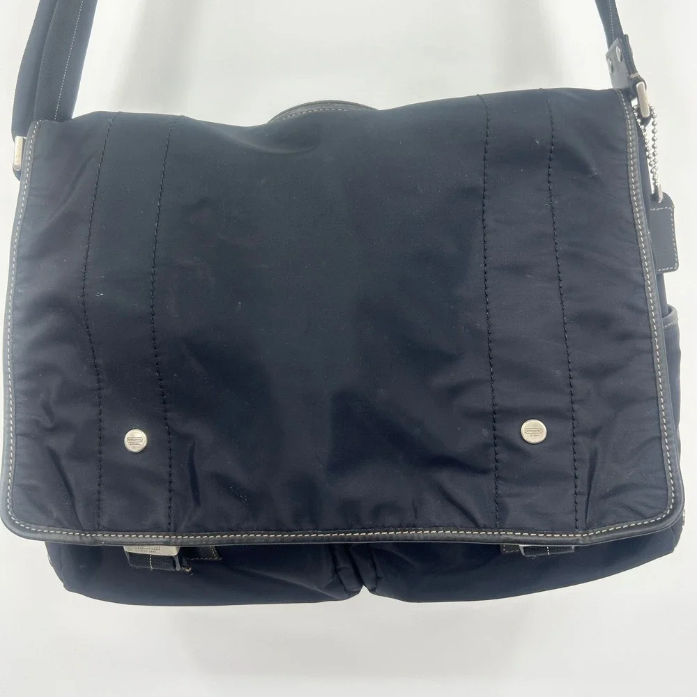 Coach Leather Trim‎ Nylon Messenger Bag Black Adjustable Strap